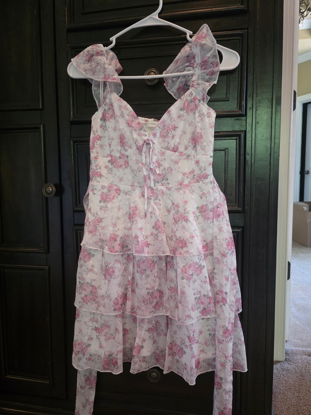 Altar'd State Pink & White Floral Tiered Ruffle Dress